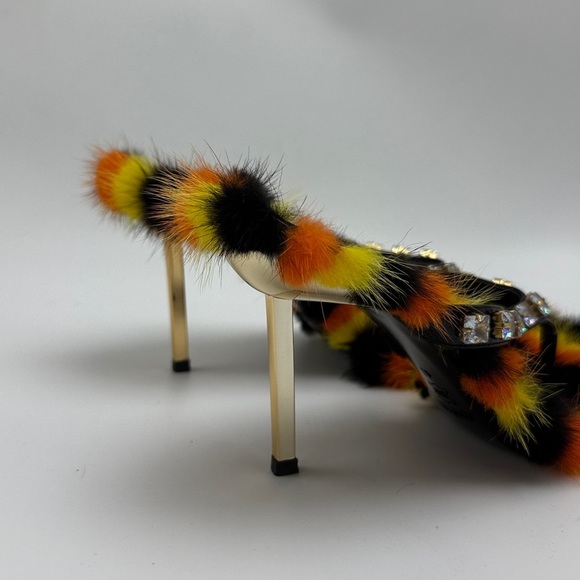 I am Jennifer le zsa zsa fuzzy heels orange black size 10 - Picture 3 of 6